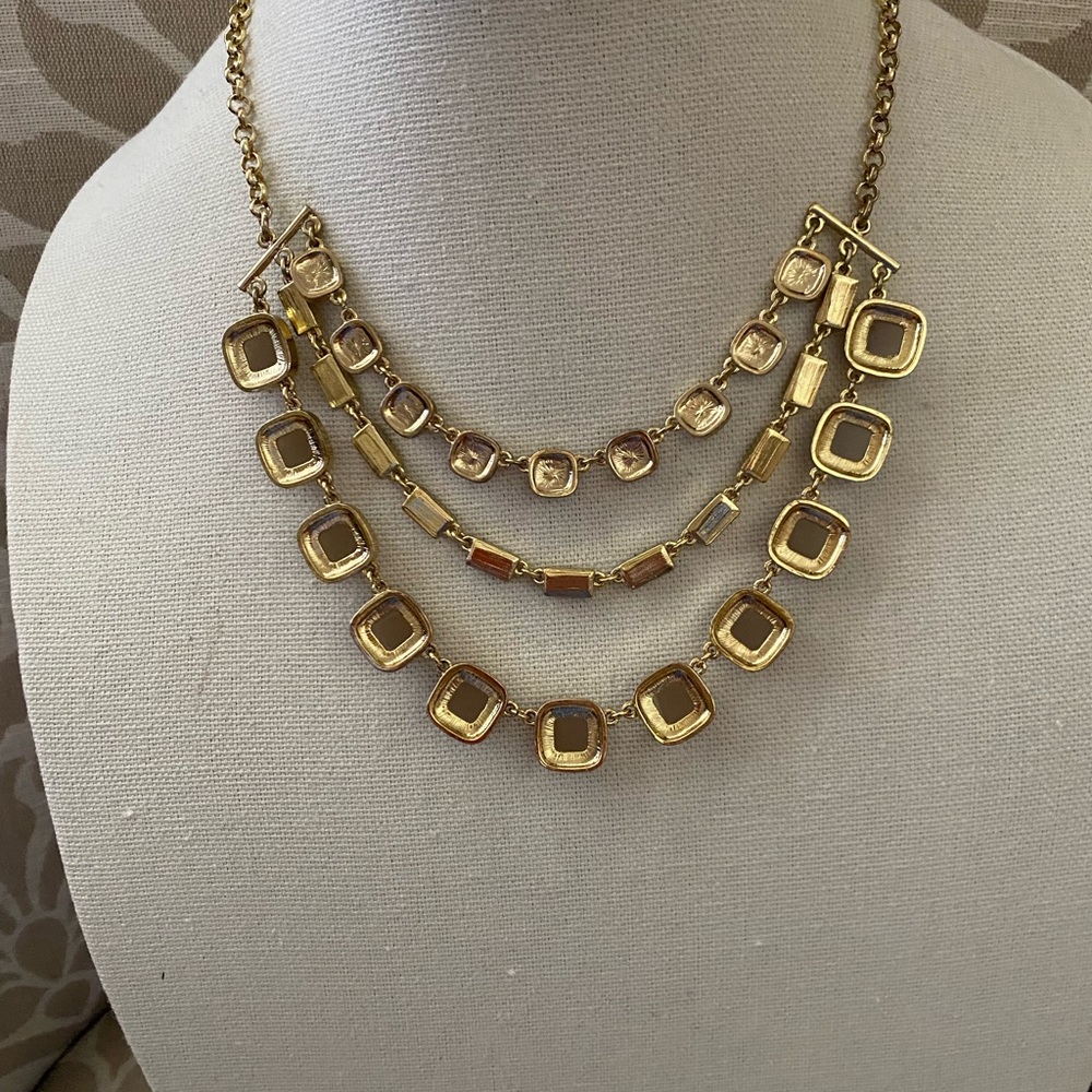 Ann Taylor, NWT Timeless Treasure Necklace - Picture 3 of 4